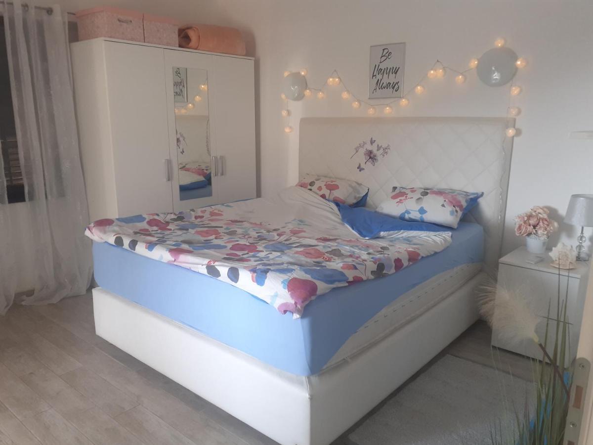 Apartment Lili Lukovo Ngoại thất bức ảnh
